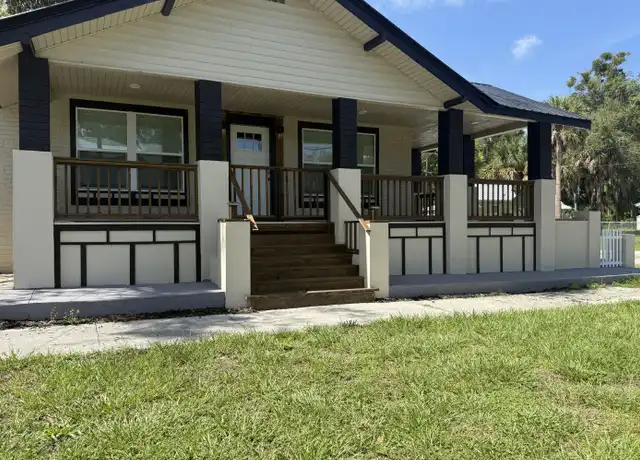Property at 823 Madison St, Palatka, FL, 32177, 3 beds, 3 baths, [object Object]