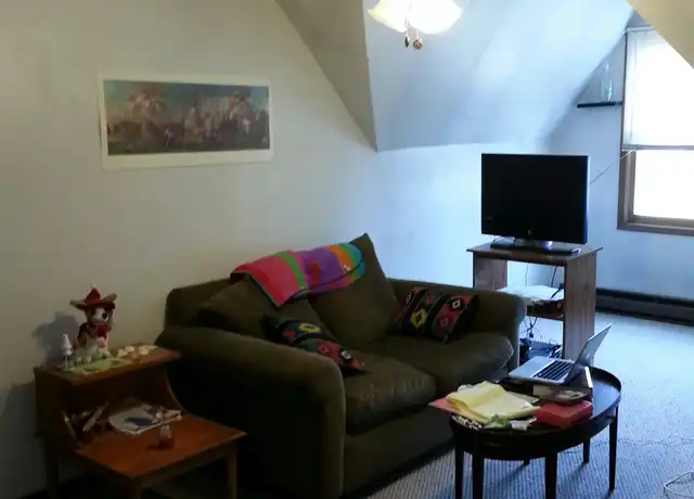 Property at 2916 Brattleboro Ave Unit 5, Des Moines, IA, 50311, 2 beds, 1 bath, [object Object]