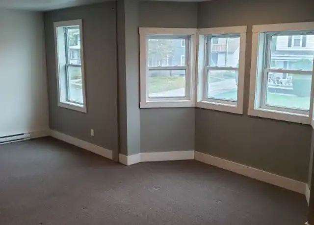 Property at 66 Maple Ave Unit 2, Barre, VT, 05641, 2 beds, 1 bath, [object Object]