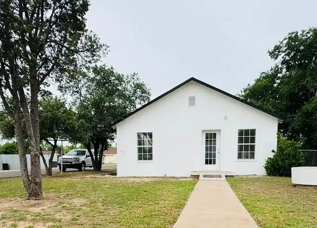Property at 1703 N Magdalen St, San Angelo, TX, 76903, 3 beds, 2 baths, [object Object]