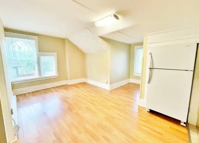 Property at 621 S Adams St Unit 621-10, Spokane, WA, 99204, 1 bed, 1 bath, [object Object]