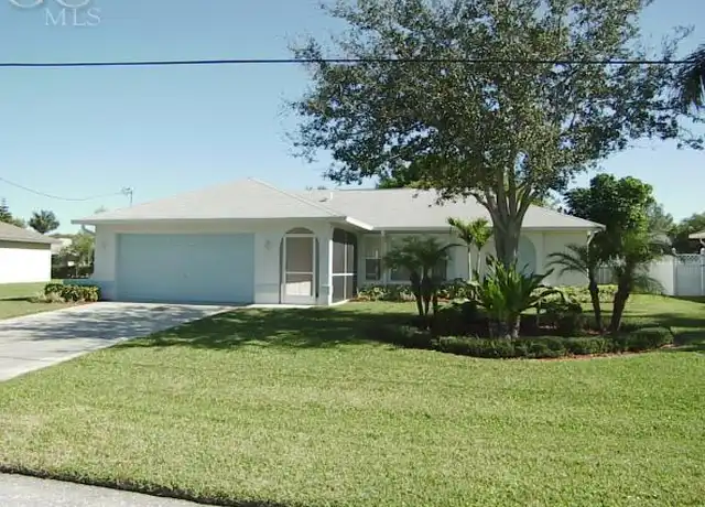 Property at 709 SE 20th Pl, Cape Coral, FL, 33990, 3 beds, 2 baths, [object Object]