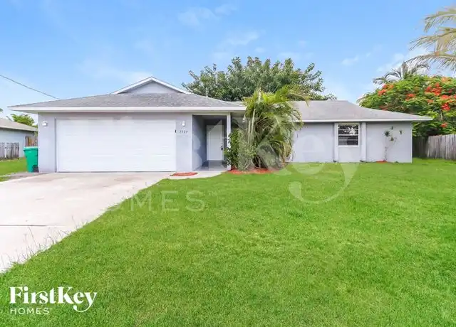 Property at 2202 SE Montauk St, Port Saint Lucie, FL, 34952, 3 beds, 2 baths, [object Object]
