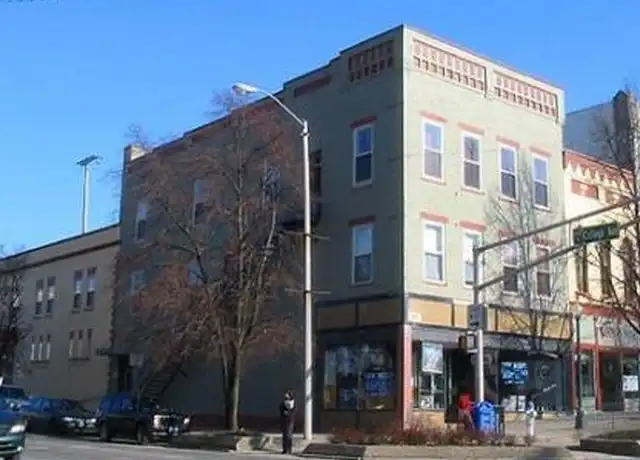 Property at 222 N College Ave Unit 202, Bloomington, IN, 47404, 1 bed, 1 bath, [object Object]
