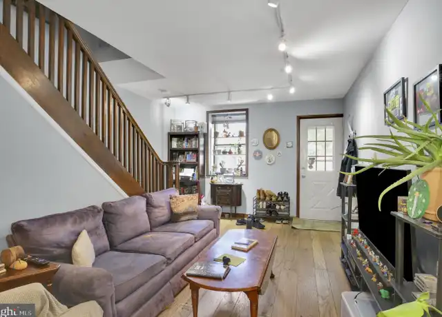 Property at 136 Fernon St, Philadelphia, PA, 19148, 2 beds, 1.5 baths, [object Object]