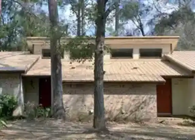 Property at 2021 Sandcastle Dr, Tallahassee, FL, 32308, 2 beds, 1 bath, [object Object]