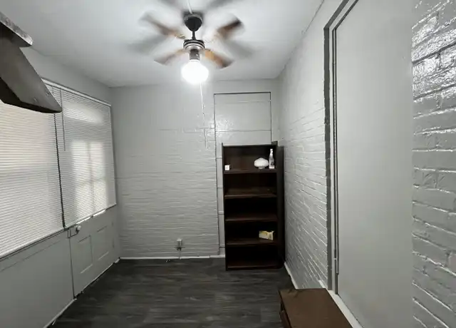Property at 325 N Barron St, Eaton, OH, 45320, 1 bed, 1 bath, [object Object]