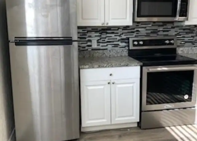 Property at 1910 S Palmetto Ave, South Daytona, FL, 32119, 2 beds, 2 baths, [object Object]