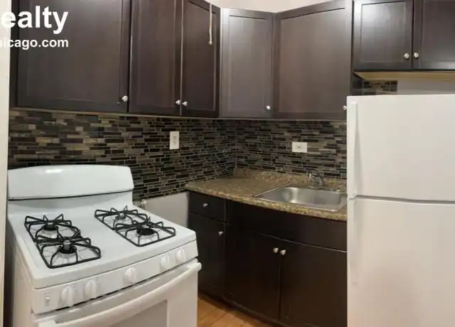Property at 4265 W Addison St, Chicago, IL, 60641, 1 bed, 1 bath, [object Object]