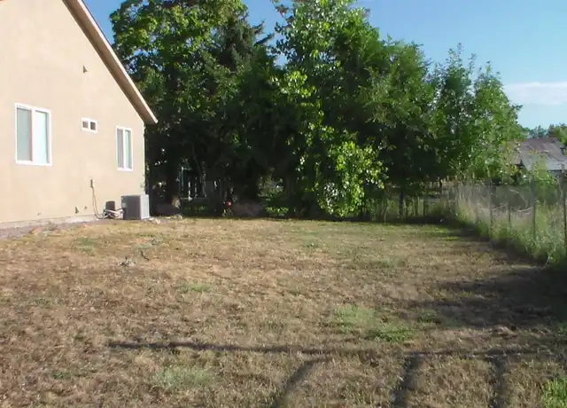 Property at 300 N Raynolds Ave, Canon City, CO, 81212, 3 beds, 2 baths, [object Object]