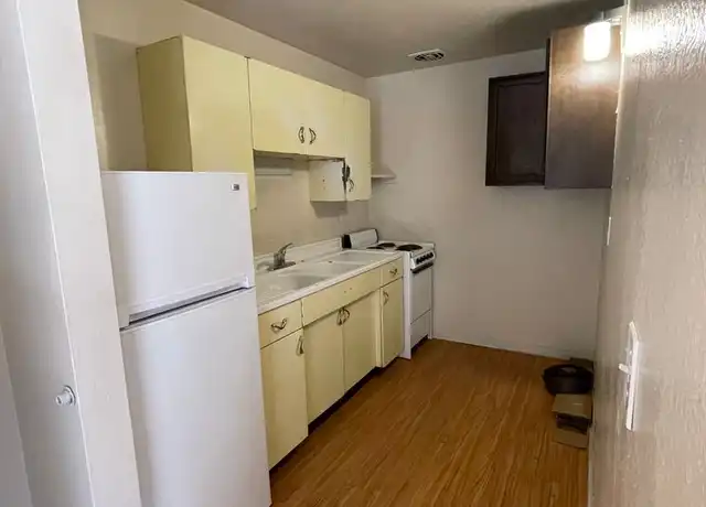 Property at 1695 Joliet St Unit 8, Aurora, CO, 80010, 1 bed, 1 bath, [object Object]
