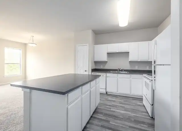 Property at Refugio Place - 300 Labor St, San Antonio, TX, 78210, 1-3 bed, 1-2 bath, [object Object]
