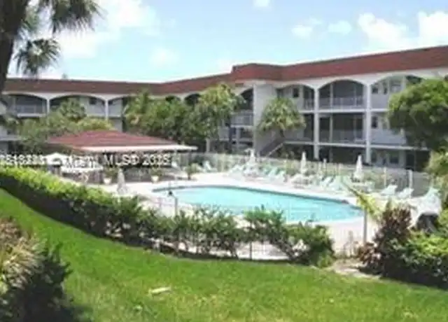Property at 541 Blue Heron Dr #218, Hallandale Beach, FL, 33009, 1 bed, 1 bath, [object Object]