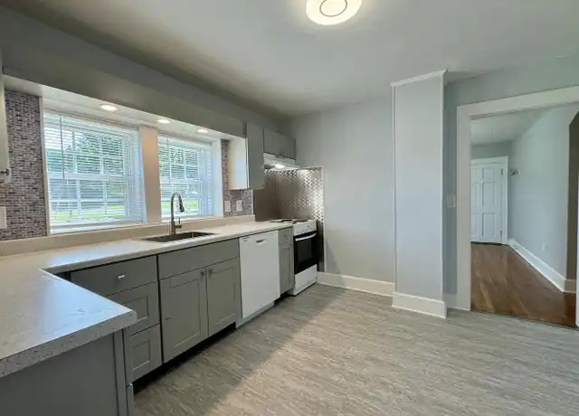 Property at 691 Union Mill Rd, La Crosse, VA, 23950, 2 beds, 1 bath, [object Object]