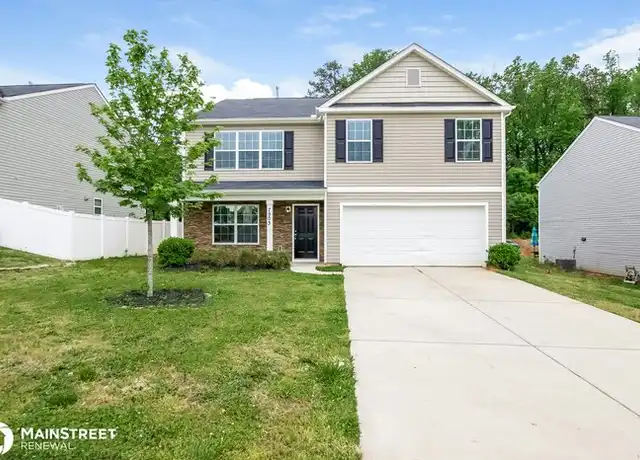 Property at 7903 Rusty Plow Ct, Charlotte, NC, 28216, 5 beds, 3 baths, [object Object]