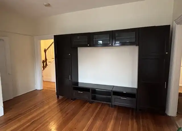 Property at 27 Howard St Unit 2, Malden, MA, 02148, 4 beds, 1 bath, [object Object]