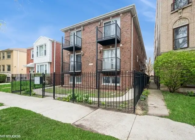 Property at 7411 N Claremont Ave Unit 1E, Chicago, IL, 60645, 4 beds, 3 baths, [object Object]