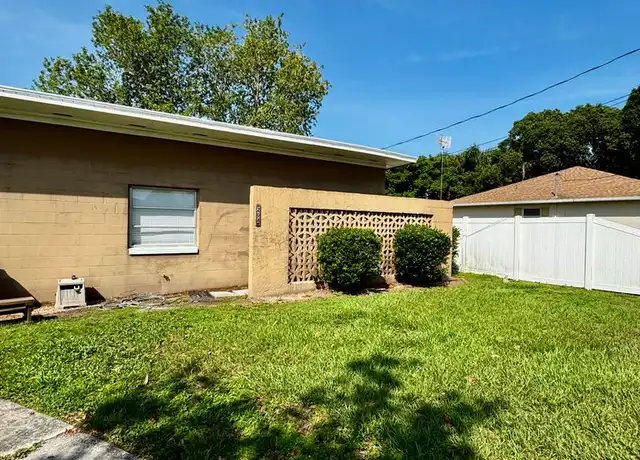 Property at 208 S Lakeshore Dr, Lake Wales, FL, 33853, 2 beds, 1 bath, [object Object]