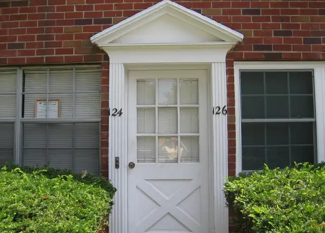 Property at 2 Colonial Rd #124, Beacon, NY, 12508, 2 beds, 1 bath, [object Object]