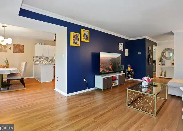 Property at 9725 Kings Crown Ct #202, Fairfax, VA, 22031, 2 beds, 2 baths, [object Object]