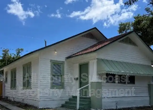 Property at 1042 8th Ave S, Saint Petersburg, FL, 33705, 2 beds, 2 baths, [object Object]