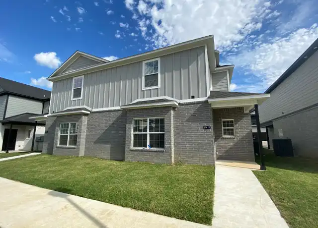 Property at 917 S Amarillo Ave Unit 917-2, Fayetteville, AR, 72704, 3 beds, 3.5 baths, [object Object]