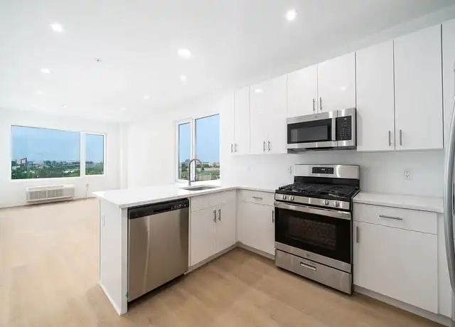 Property at 3309 Liberty Ave, North Bergen, NJ, 07047, 1-2 bed, 1-2 bath, [object Object]