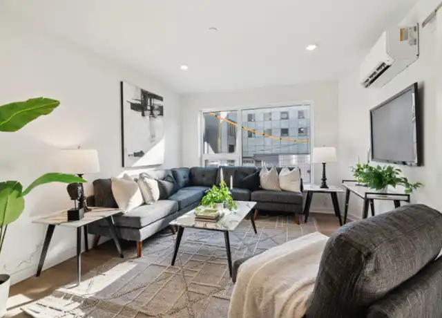 Property at 1901 Hope St Unit 3, Philadelphia, PA, 19122, 2 beds, 2 baths, [object Object]