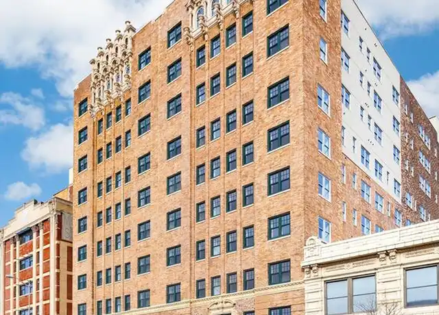 Property at 3835 Main St Unit 909, Kansas City, MO, 64111, 1 bed, 1 bath, [object Object]