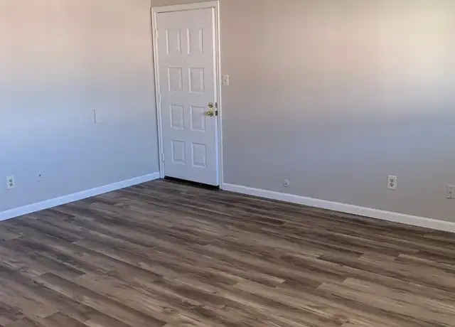 Property at 1002 E Jefferson Rd Unit 204, Cheyenne, WY, 82007, 1 bed, 1 bath, [object Object]