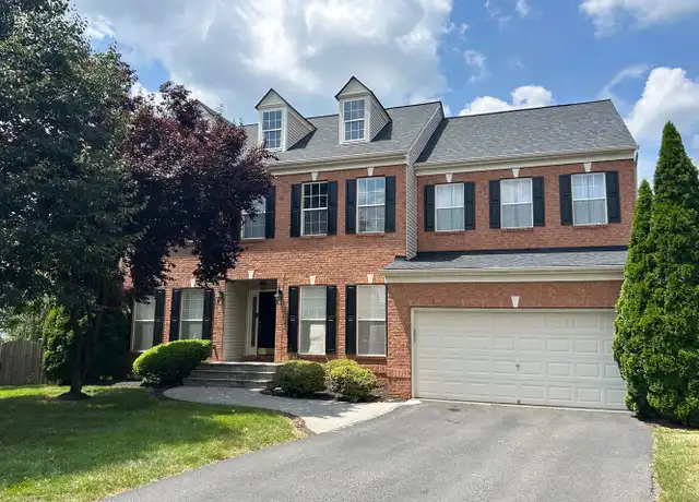 Property at 115 Muffin Ct SE, Leesburg, VA, 20175, 4 beds, 3.5 baths, [object Object]