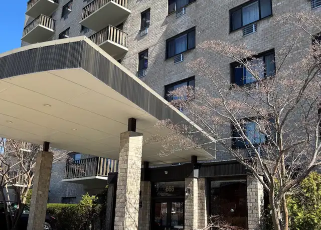 Property at 666 Pelham Rd Unit 6 H, New Rochelle, NY, 10805, 1 bed, 1 bath, [object Object]