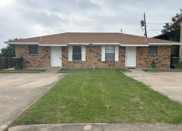 Property at 1208 Charisse St Unit B, Killeen, TX, 76543, 2 beds, 1 bath, [object Object]
