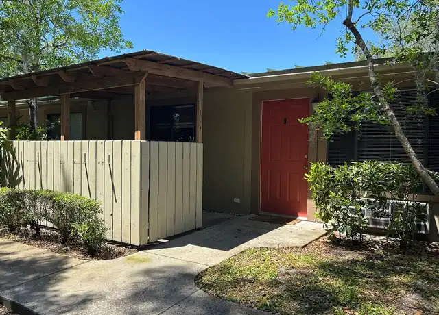 Property at Ashton Place Apartments - 300 Miller Rd, DeLand, FL, 32724, 1 bed, 1 bath, [object Object]