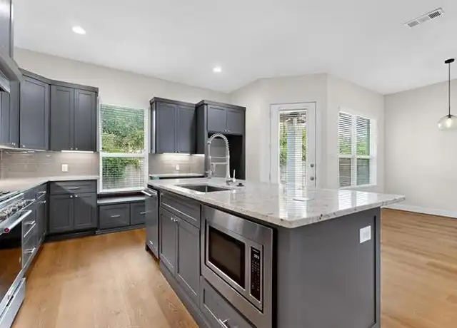 Property at 404 Templeton Dr, Fort Worth, TX, 76107, 3 beds, 2.5 baths, [object Object]