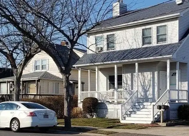 Property at 451 Fire Island Ave, Babylon, NY, 11702, 2 beds, 1 bath, [object Object]