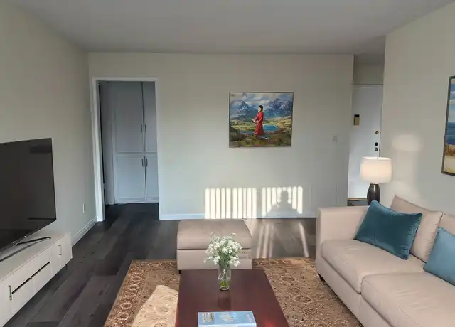 Property at 11002 Rose Ave Unit 202, Los Angeles, CA, 90034, 2 beds, 1 bath, [object Object]