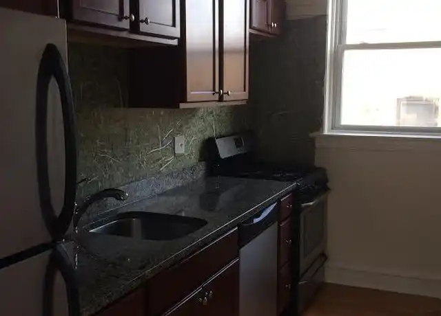 Property at 1619 W Farwell Ave Unit 1619-3, Chicago, IL, 60626, 2 beds, 1 bath, [object Object]