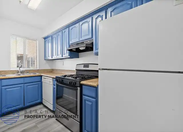 Property at 14740 Erwin St, Van Nuys, CA, 91411, 2 beds, 2 baths, [object Object]