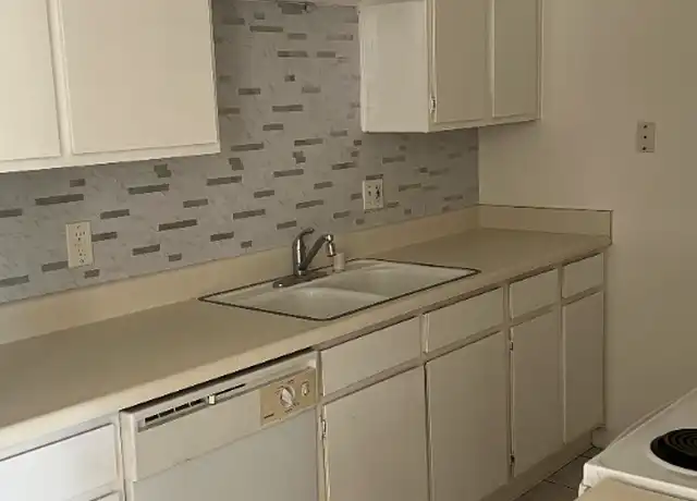 Property at 10914 Rincon St, Loma Linda, CA, 92354, 2 beds, 1 bath, [object Object]
