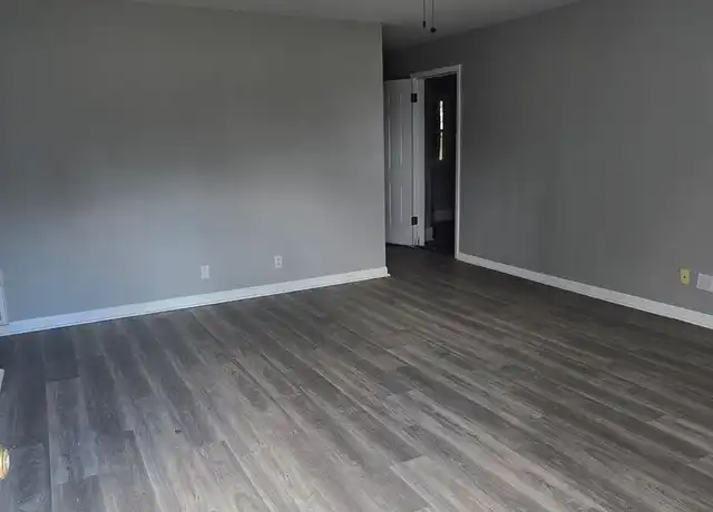 Property at 708 Saint Norbert Dr, East Saint Louis, IL, 62206, 3 beds, 1 bath, [object Object]