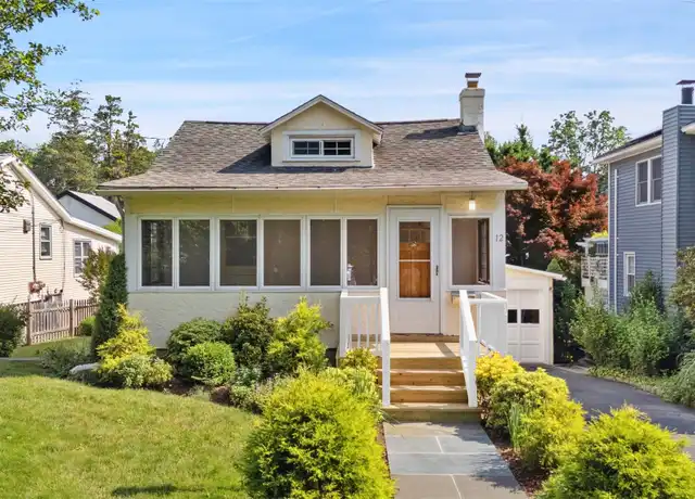 Property at 12 Ridgeland Mnr, Rye, NY, 10580, 2 beds, 1 bath, [object Object]