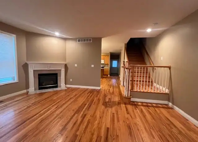 Property at 1946 Center St Unit 1946, Columbia, MO, 65203, 3 beds, 2.5 baths, [object Object]