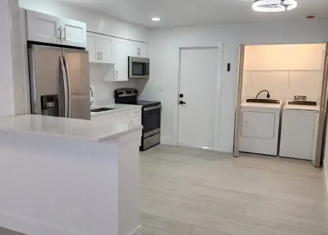 Property at 5508-5514 Eighth Ave, Fort Myers, FL, 33907, 2 beds, 1 bath, [object Object]