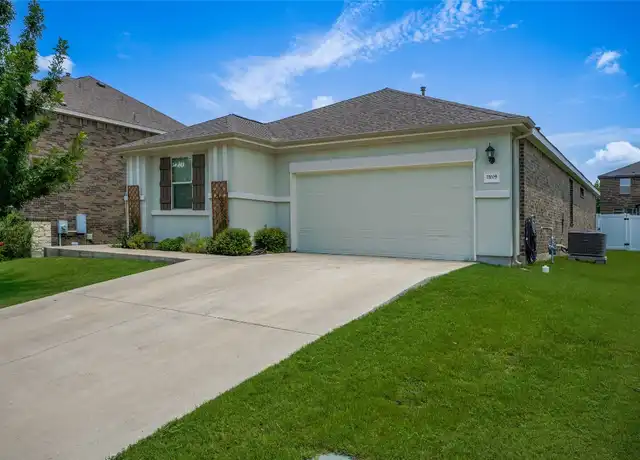 Property at 11009 Players Path, Austin, TX, 78747, 4 beds, 2 baths, [object Object]