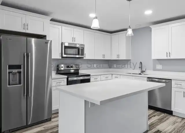 Property at 5440 W Saguaro Dr, Glendale, AZ, 85304, 3 beds, 2 baths, [object Object]