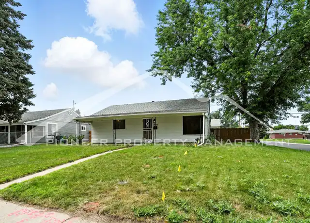 Property at 4500 E Utah Pl, Denver, CO, 80222, 3 beds, 2 baths, [object Object]