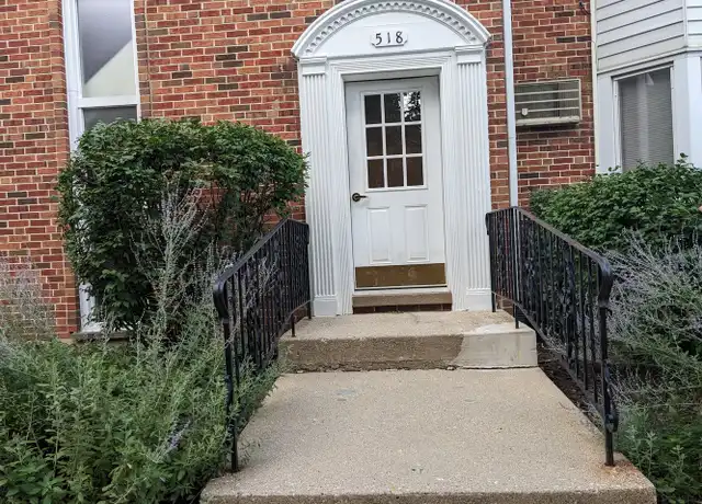 Property at 518 W Miner St Unit 2H, Arlington Heights, IL, 60005, 2 beds, 1.5 baths, [object Object]