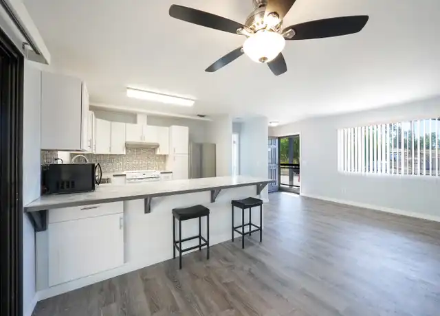 Property at 18610 Highland Valley Rd, Ramona, CA, 92065, 2 beds, 2.5 baths, [object Object]
