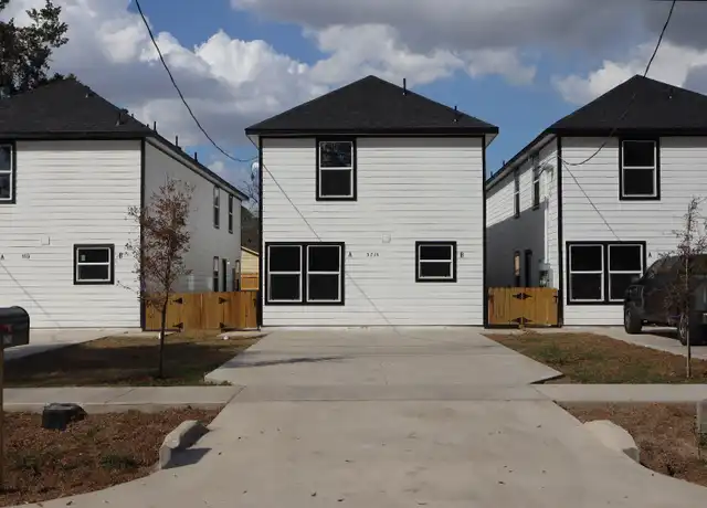 Property at 8217 Bigwood St Unit B, Houston, TX, 77078, 3 beds, 2.5 baths, [object Object]